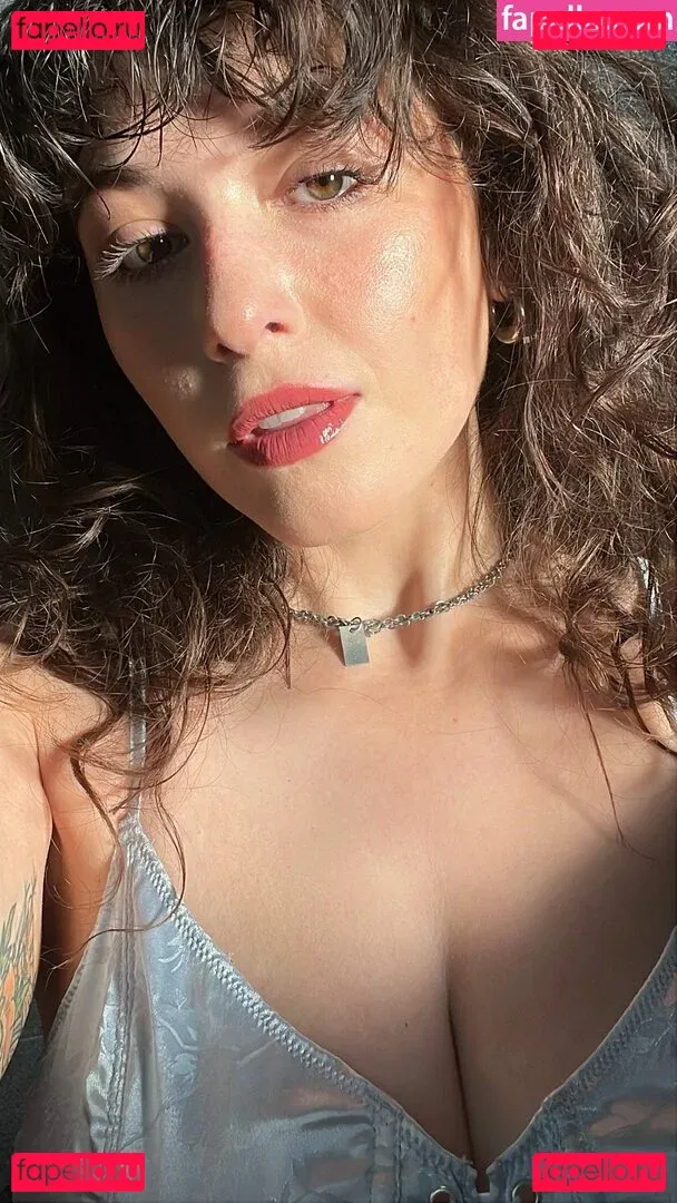 Sophoulla Onlyfans Photo Gallery 