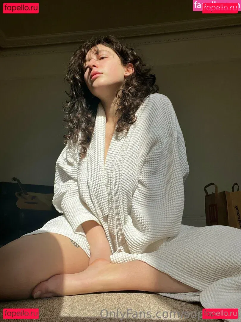Sophoulla Onlyfans Photo Gallery 