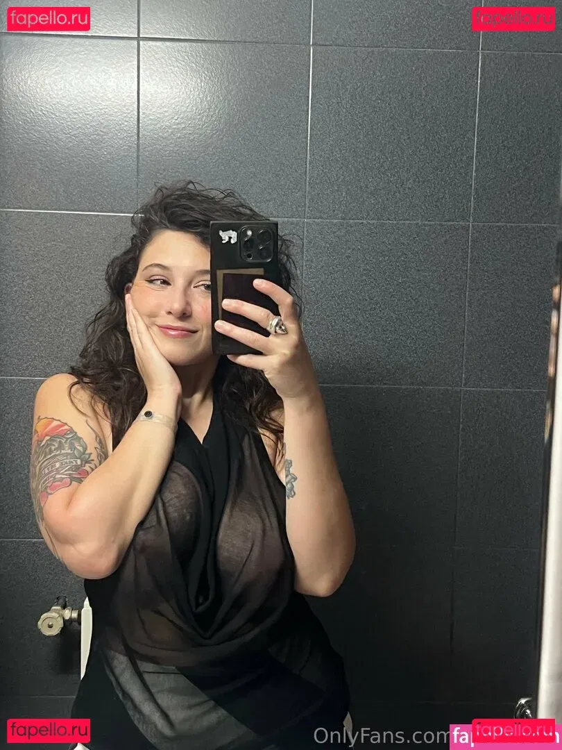 Sophoulla Onlyfans Photo Gallery 