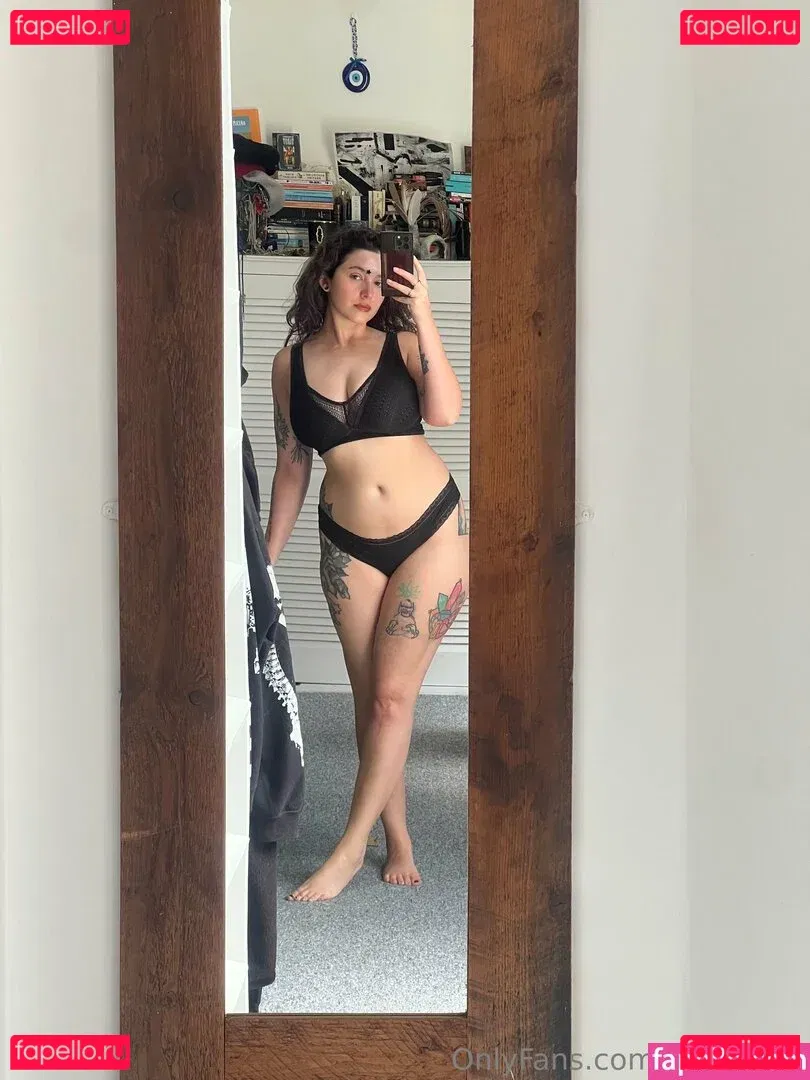 Sophoulla Onlyfans Photo Gallery 