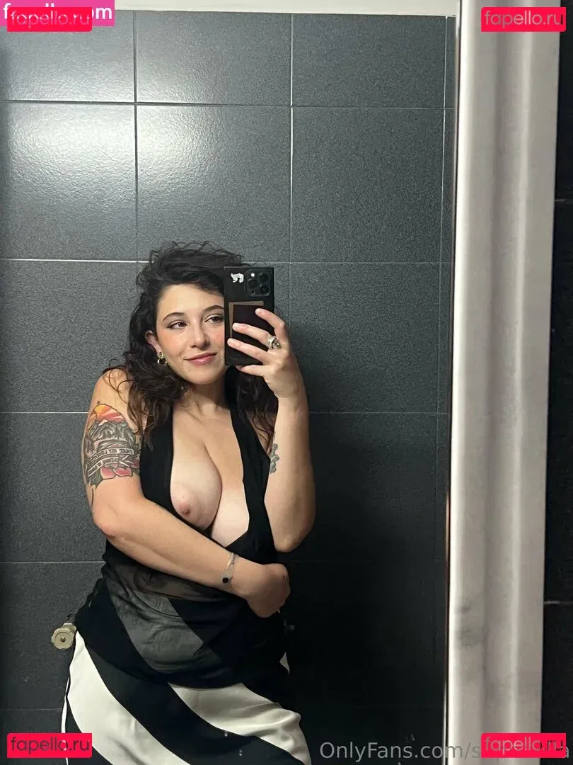 Sophoulla Onlyfans Photo Gallery 