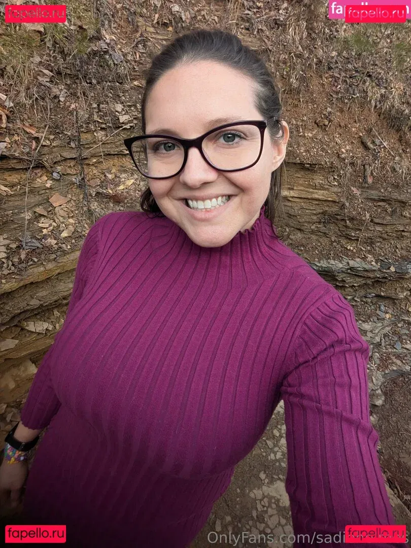 sadieholmes Onlyfans Photo Gallery 