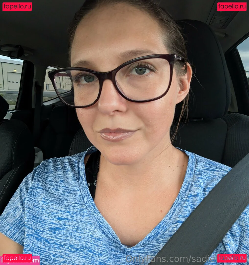 sadieholmes Onlyfans Photo Gallery 