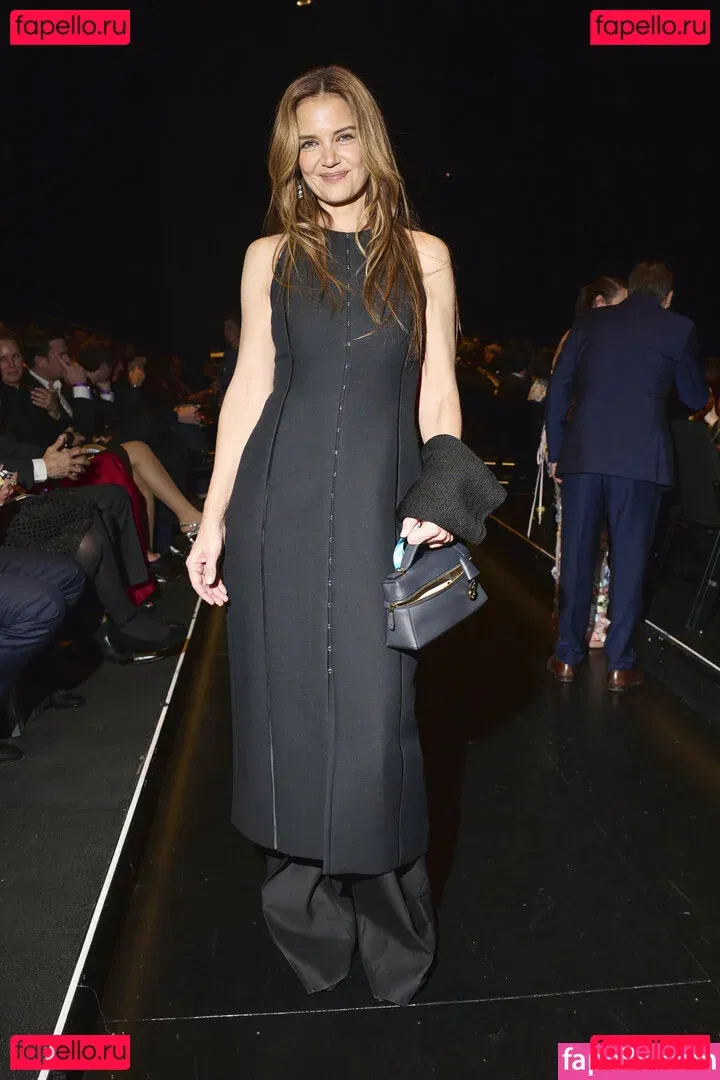 Katie Holmes Onlyfans Photo Gallery 