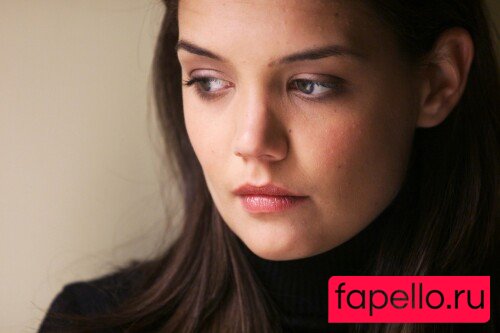 Katie Holmes Onlyfans Photo Gallery 