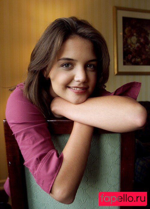 Katie Holmes Onlyfans Photo Gallery 