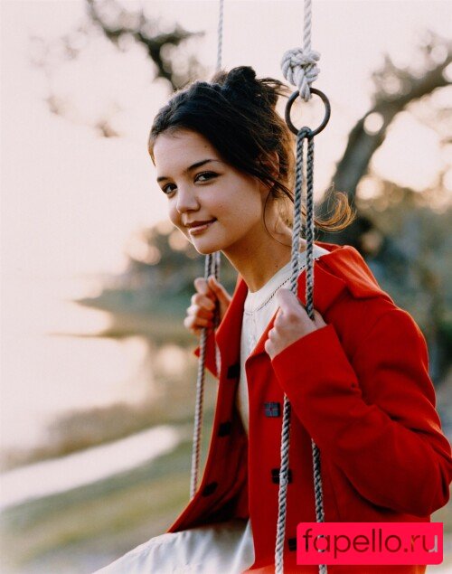 Katie Holmes Onlyfans Photo Gallery 