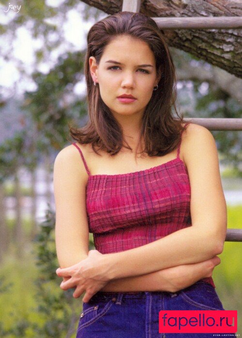 Katie Holmes Onlyfans Photo Gallery 