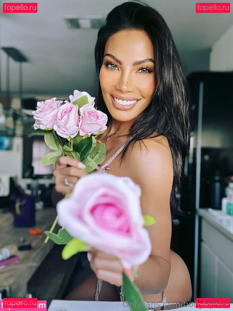 bodybynixx Onlyfans Photo Gallery 