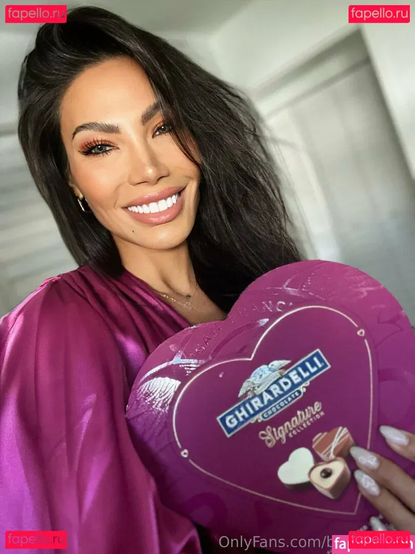 bodybynixx Onlyfans Photo Gallery 