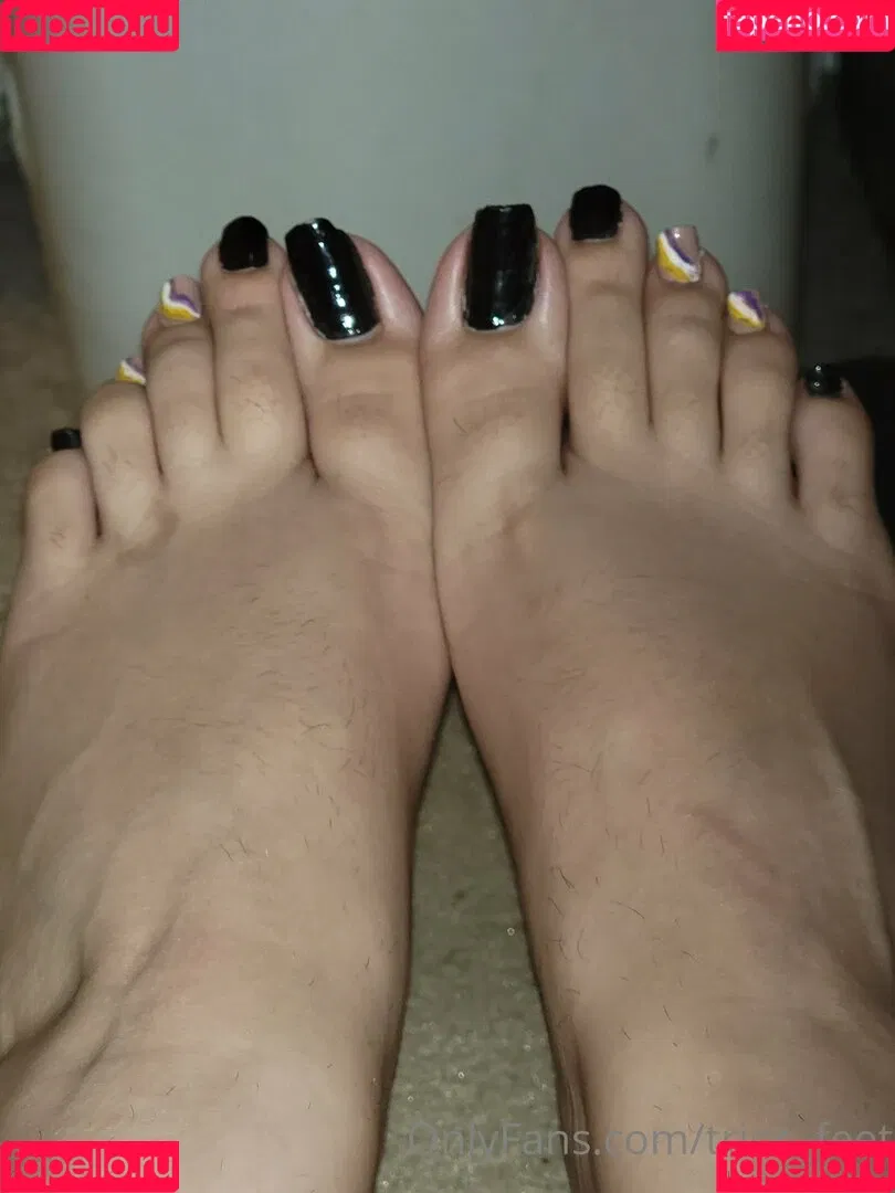trins_feet Onlyfans Photo Gallery 