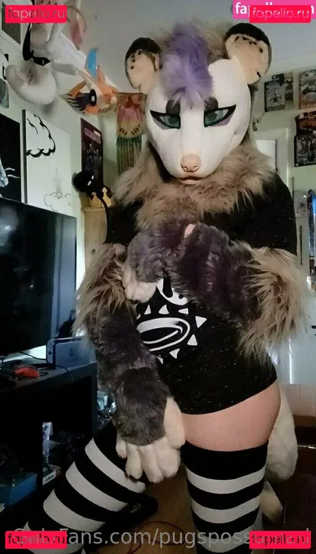 pugspossumad Onlyfans Photo Gallery 