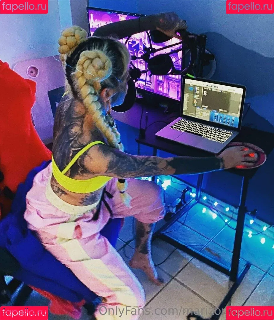 marizombie666 Onlyfans Photo Gallery 