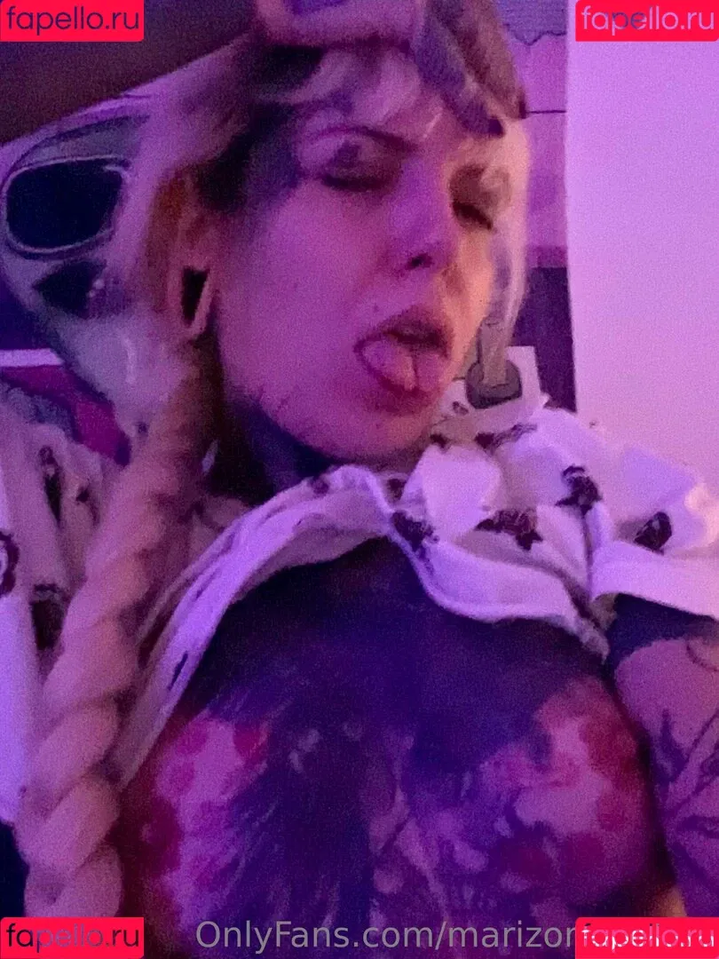 marizombie666 Onlyfans Photo Gallery 