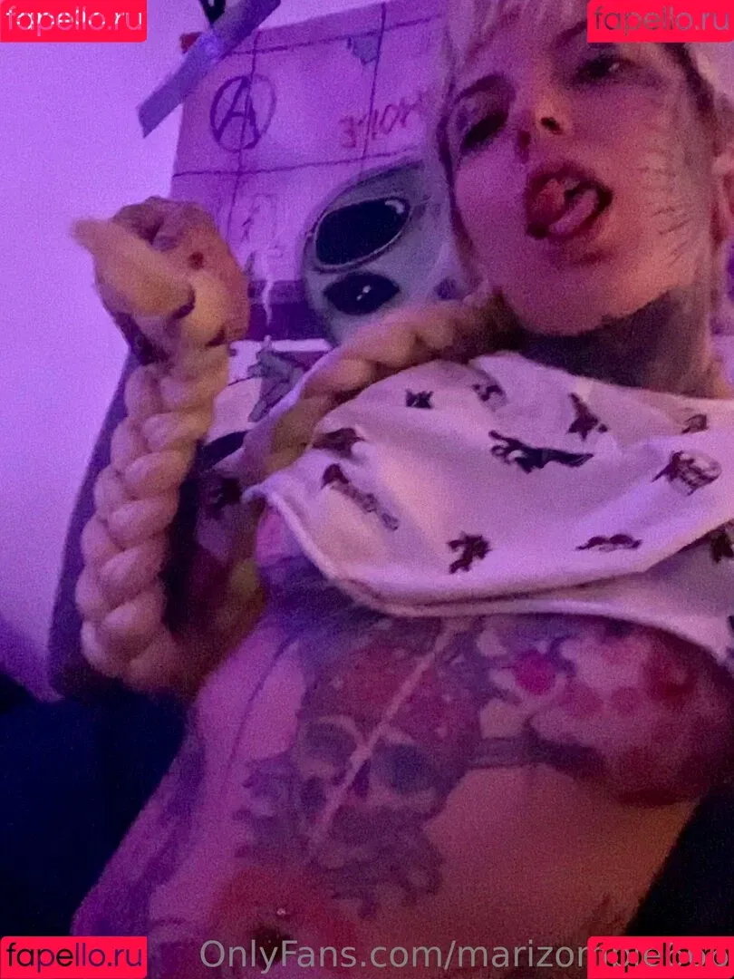 marizombie666 Onlyfans Photo Gallery 