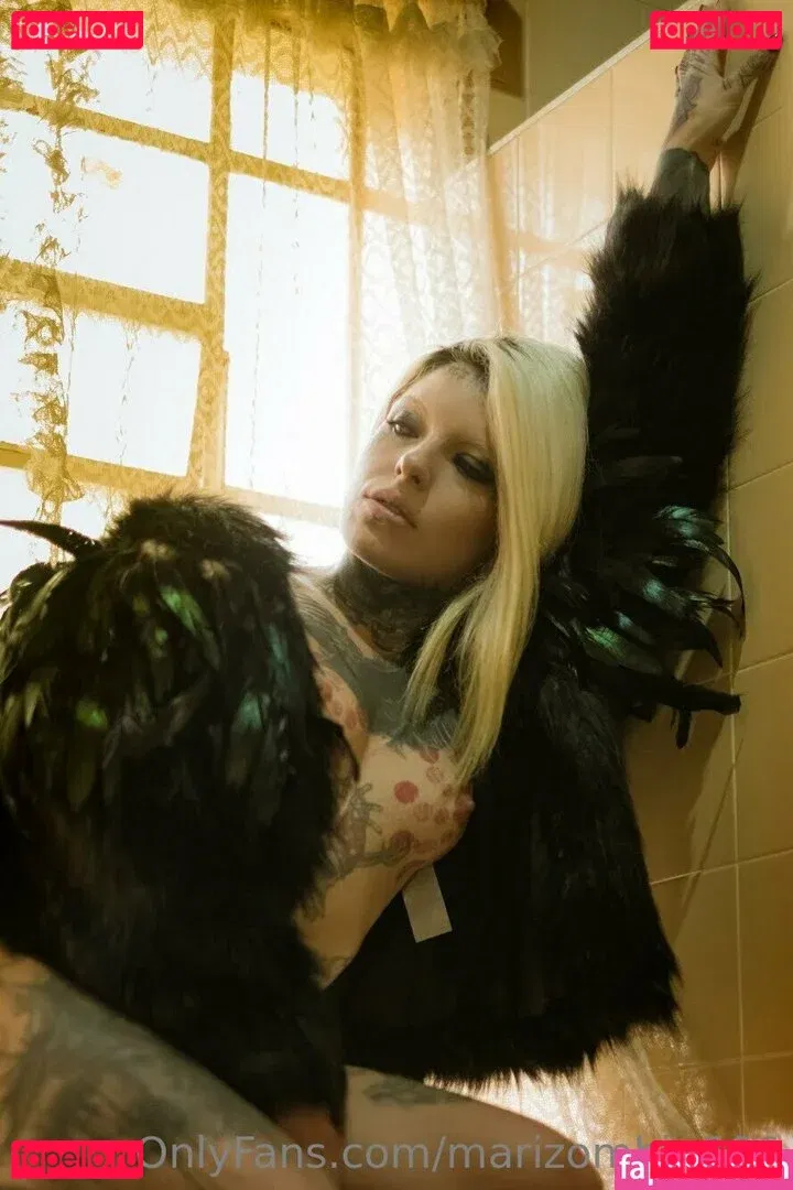 marizombie666 Onlyfans Photo Gallery 