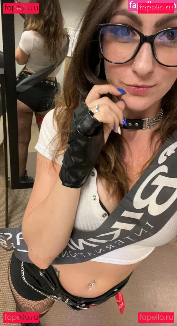 thatdarn_foxx Onlyfans Photo Gallery 