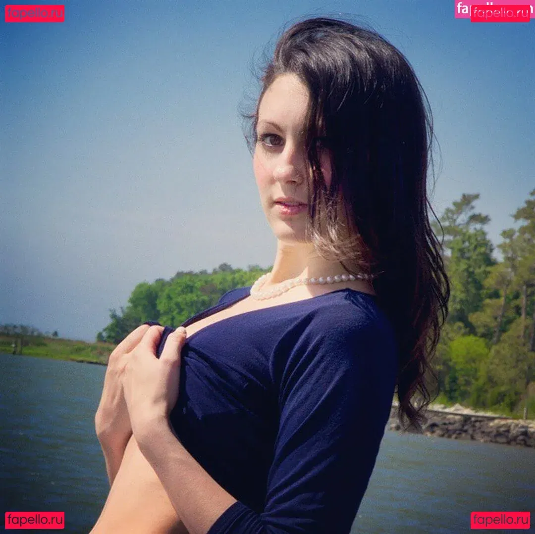 thatdarn_foxx Onlyfans Photo Gallery 