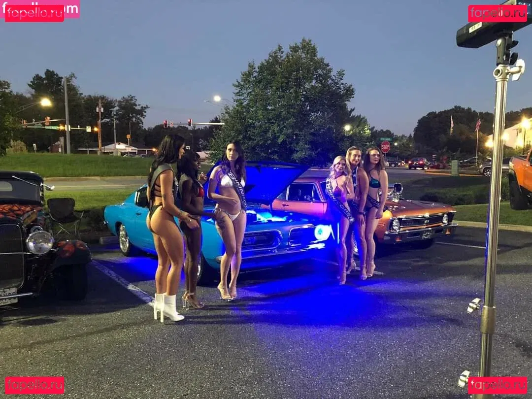 thatdarn_foxx Onlyfans Photo Gallery 