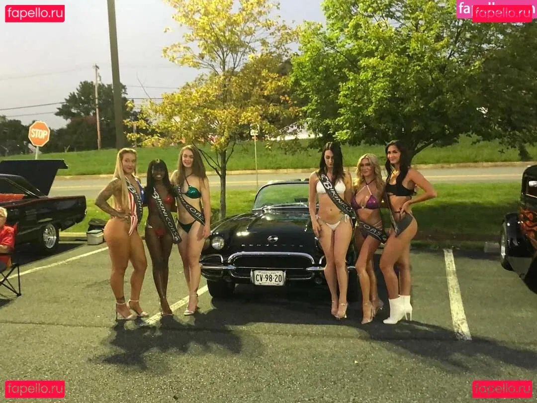 thatdarn_foxx Onlyfans Photo Gallery 