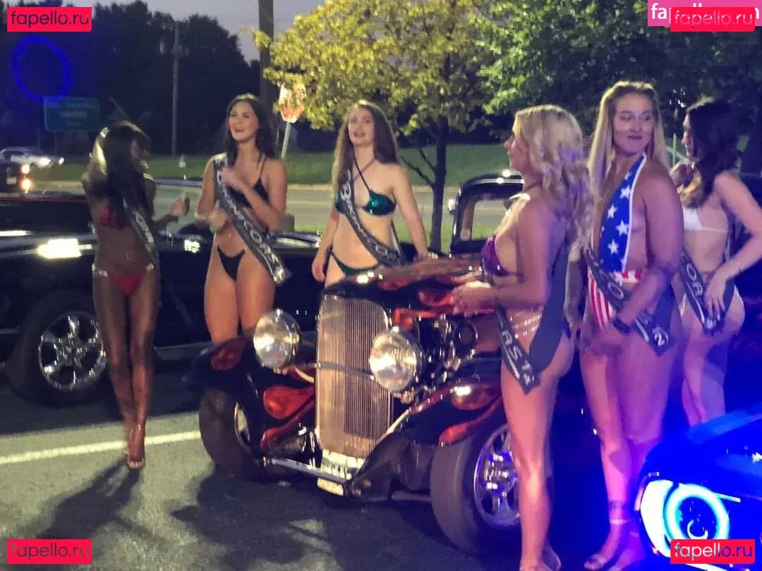 thatdarn_foxx Onlyfans Photo Gallery 