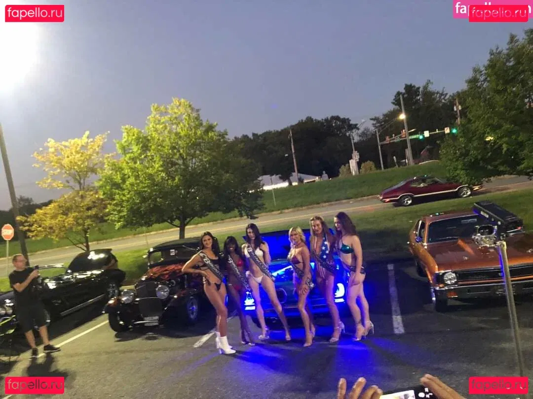 thatdarn_foxx Onlyfans Photo Gallery 