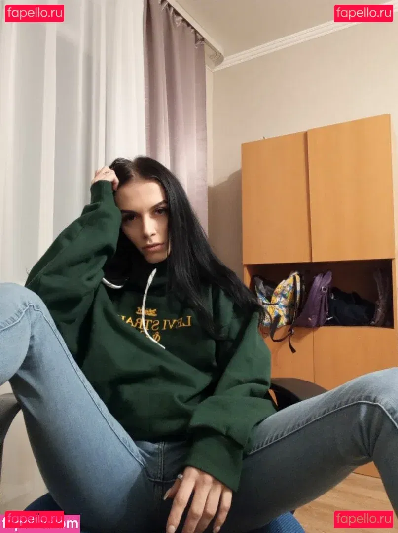 xhotteen_19 Onlyfans Photo Gallery 