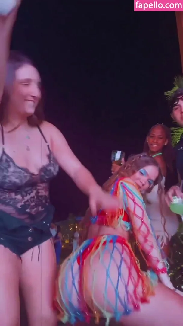 Mel Maia Onlyfans Photo Gallery 