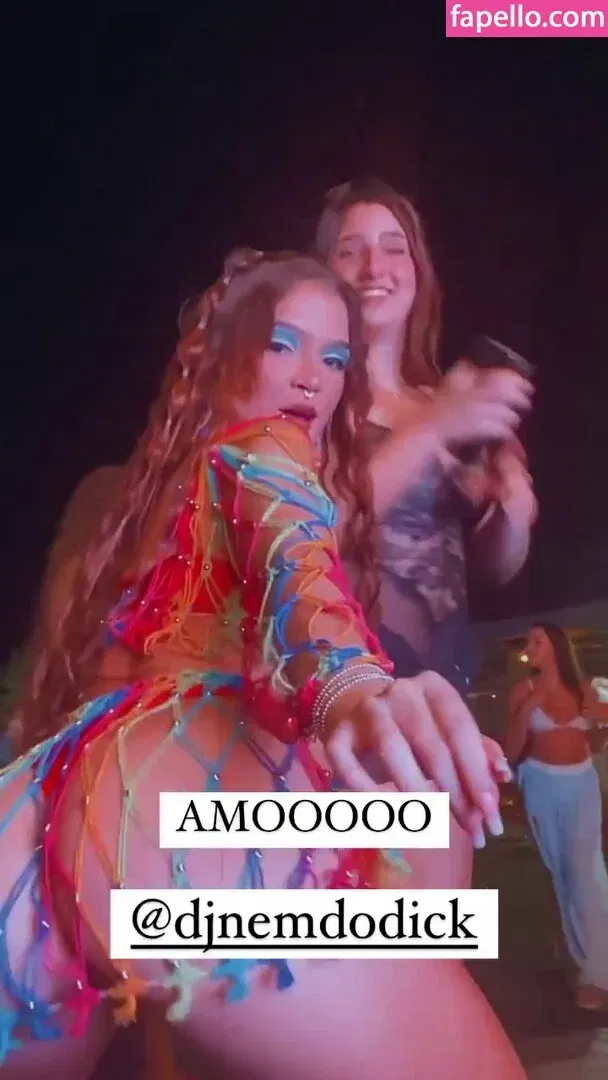 Mel Maia Onlyfans Photo Gallery 