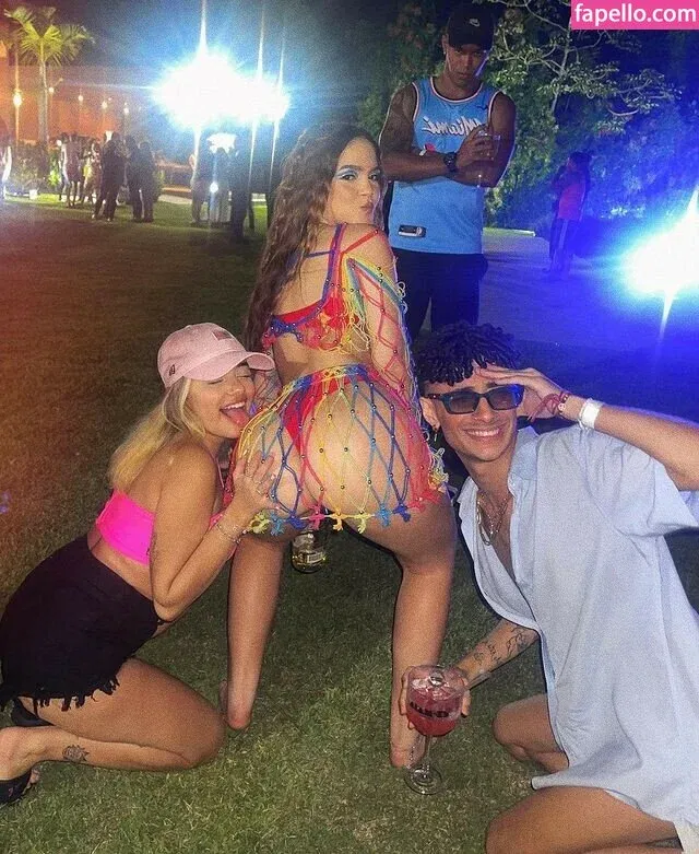 Mel Maia Onlyfans Photo Gallery 