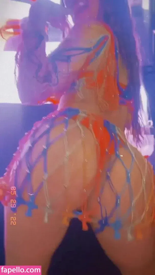 Mel Maia Onlyfans Photo Gallery 