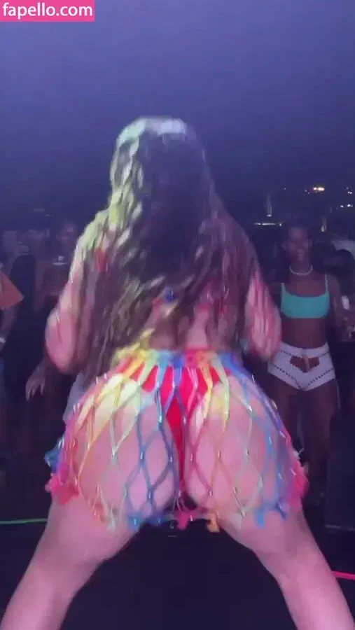 Mel Maia Onlyfans Photo Gallery 