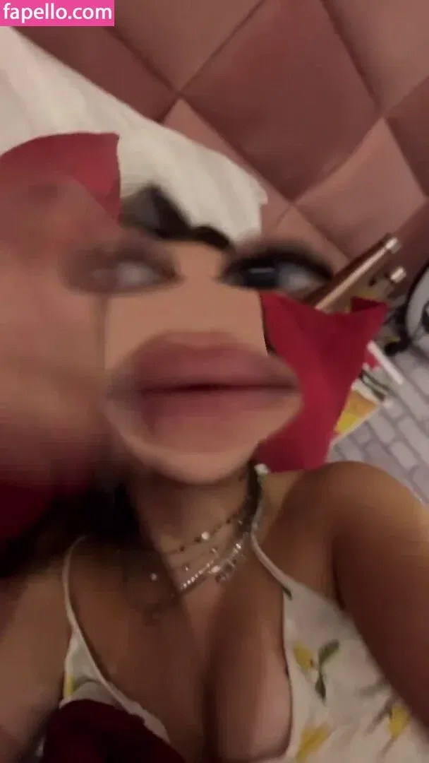 Mel Maia Onlyfans Photo Gallery 