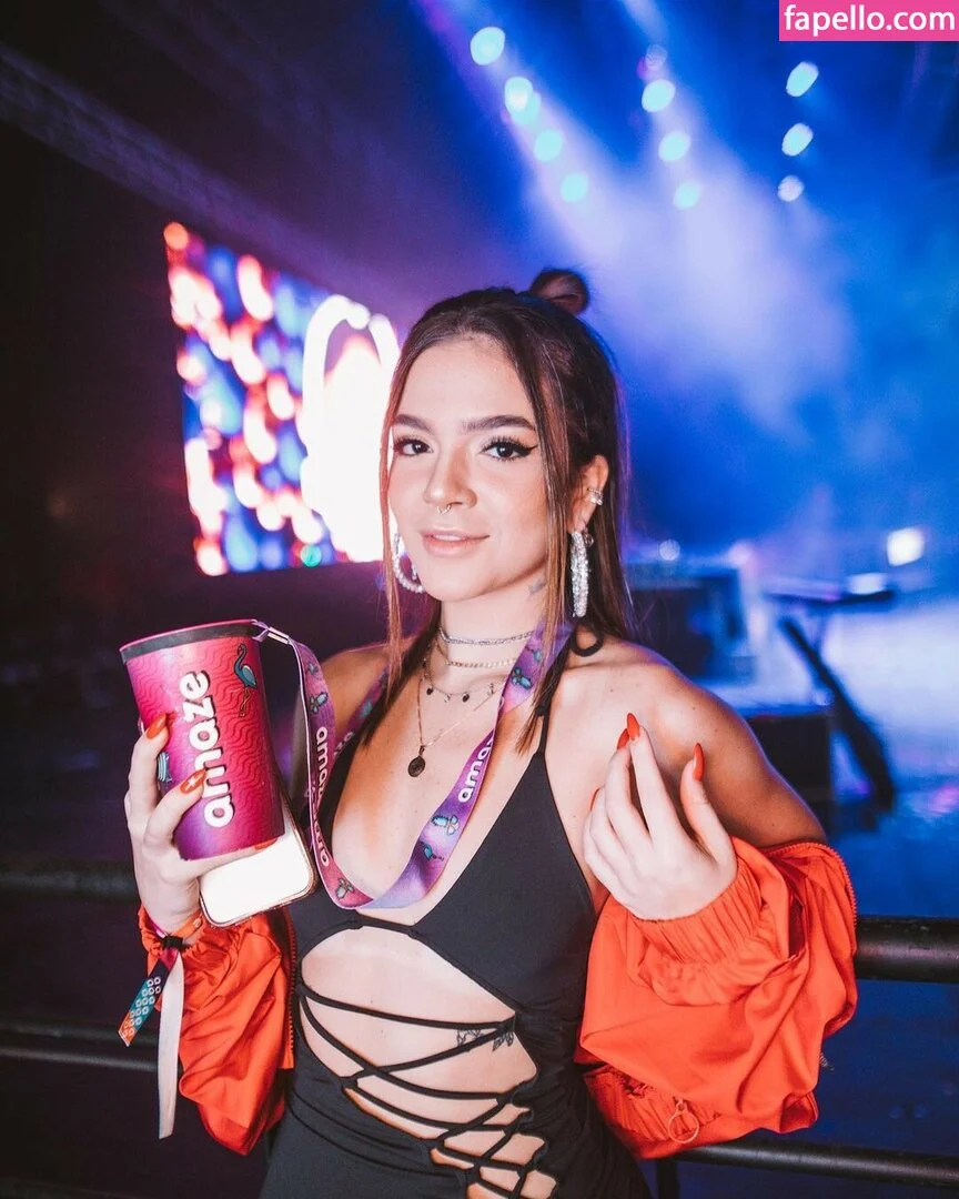 Mel Maia Onlyfans Photo Gallery 