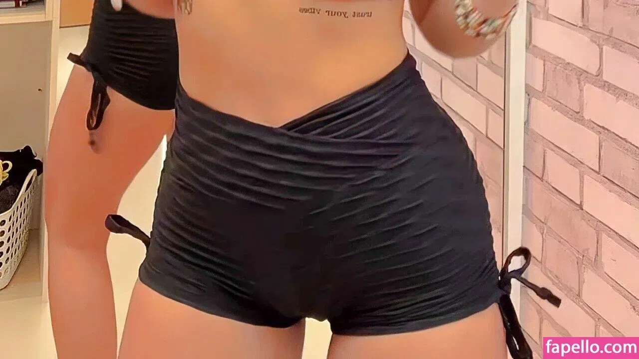 Mel Maia Onlyfans Photo Gallery 