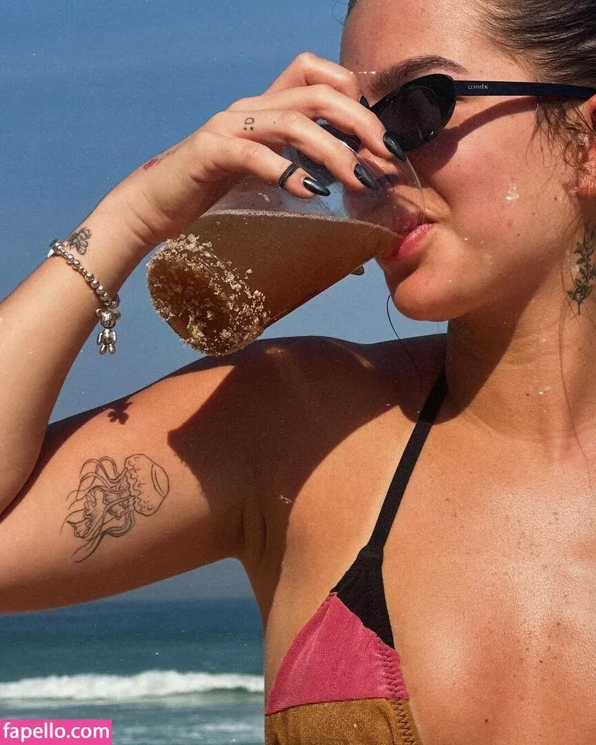 Mel Maia Onlyfans Photo Gallery 