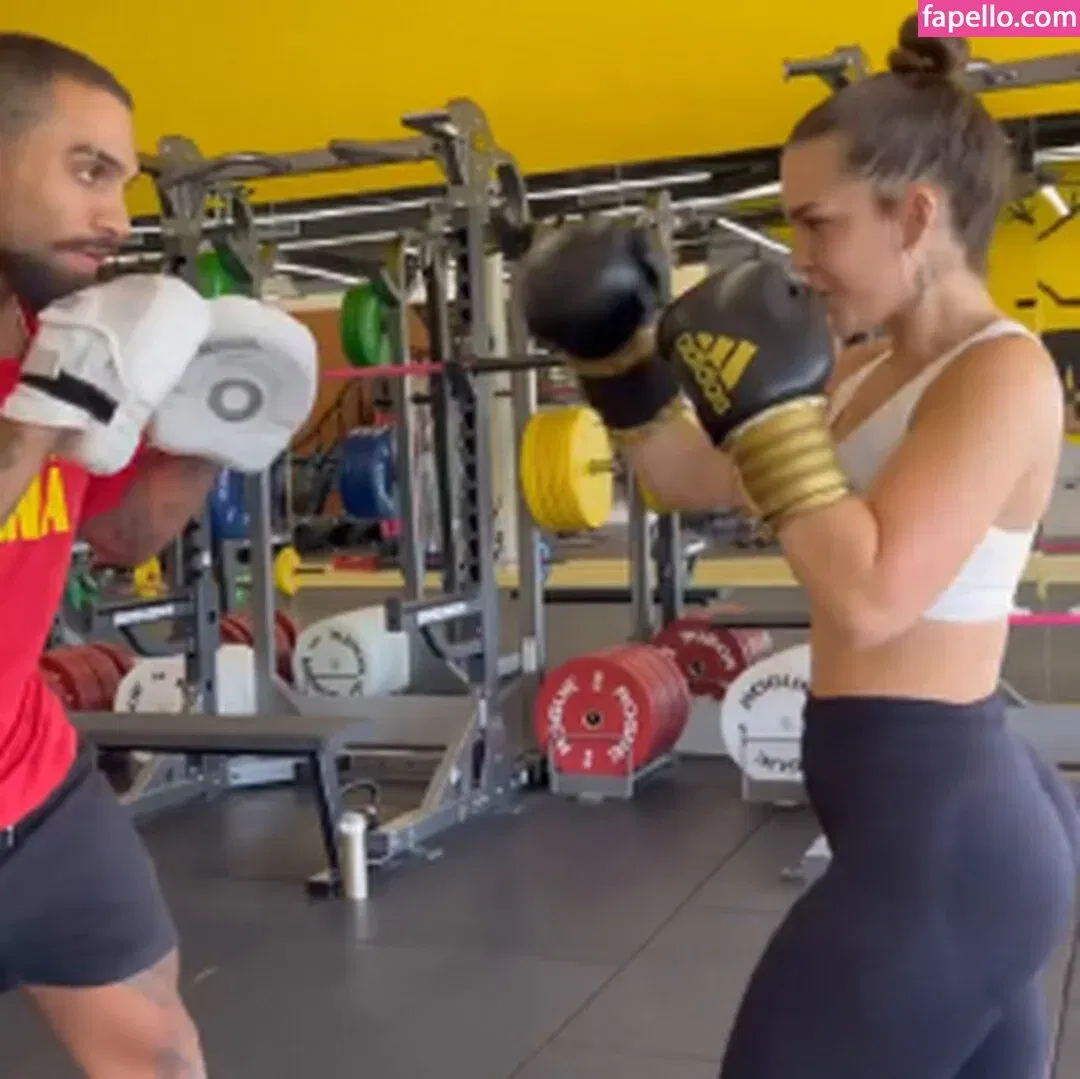 Mel Maia Onlyfans Photo Gallery 