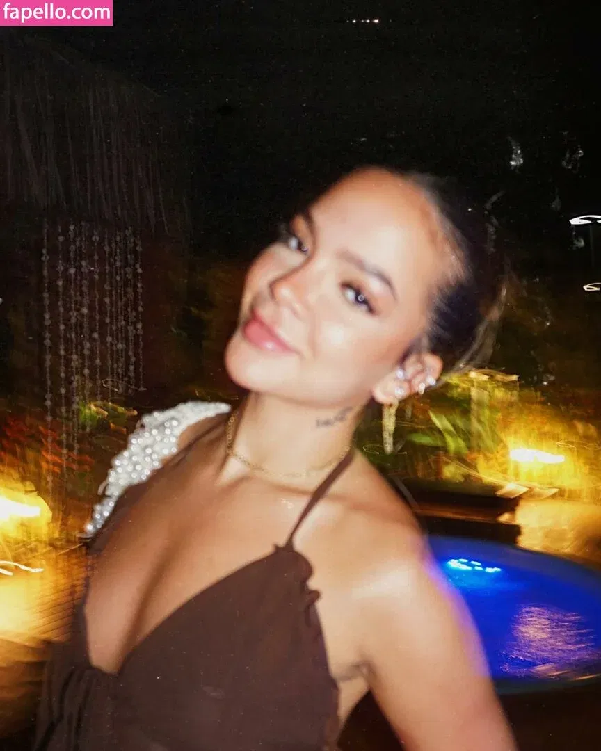 Mel Maia Onlyfans Photo Gallery 