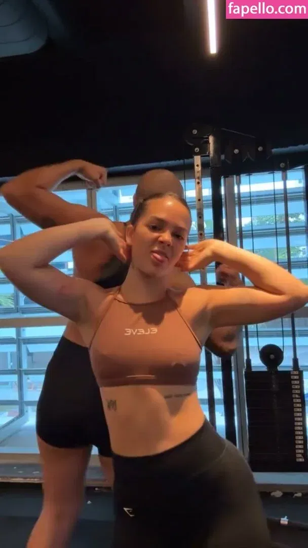 Mel Maia Onlyfans Photo Gallery 