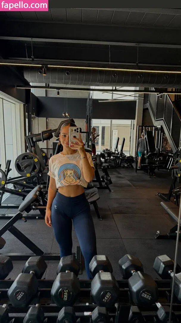 Mel Maia Onlyfans Photo Gallery 