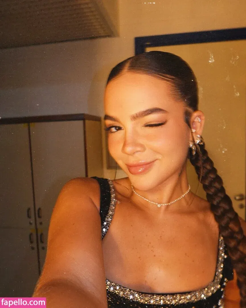 Mel Maia Onlyfans Photo Gallery 