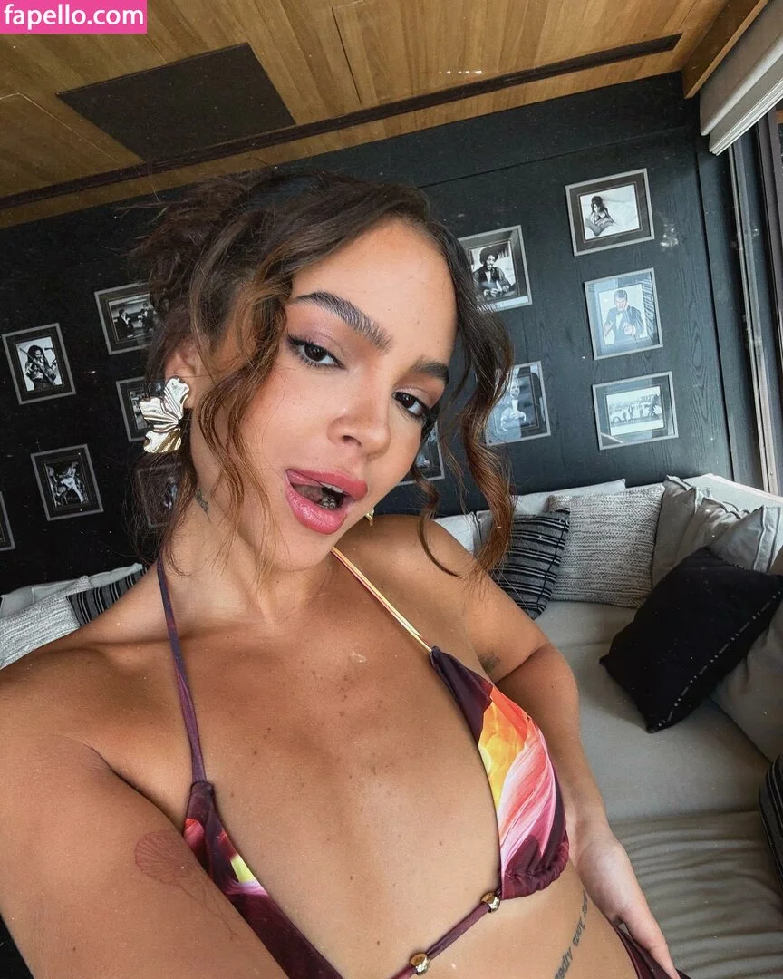 Mel Maia Onlyfans Photo Gallery 