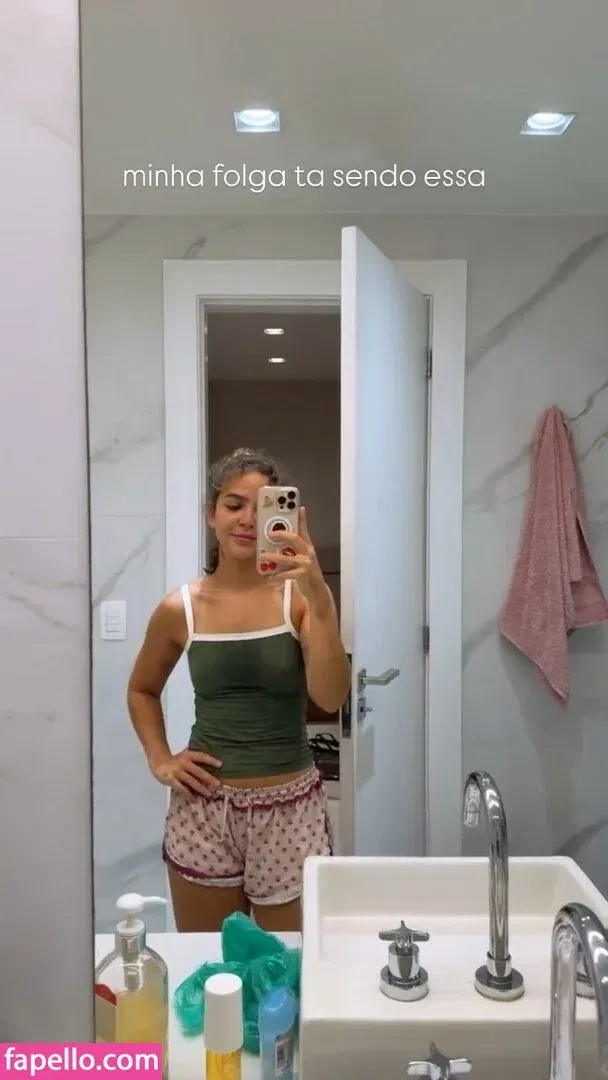 Mel Maia Onlyfans Photo Gallery 