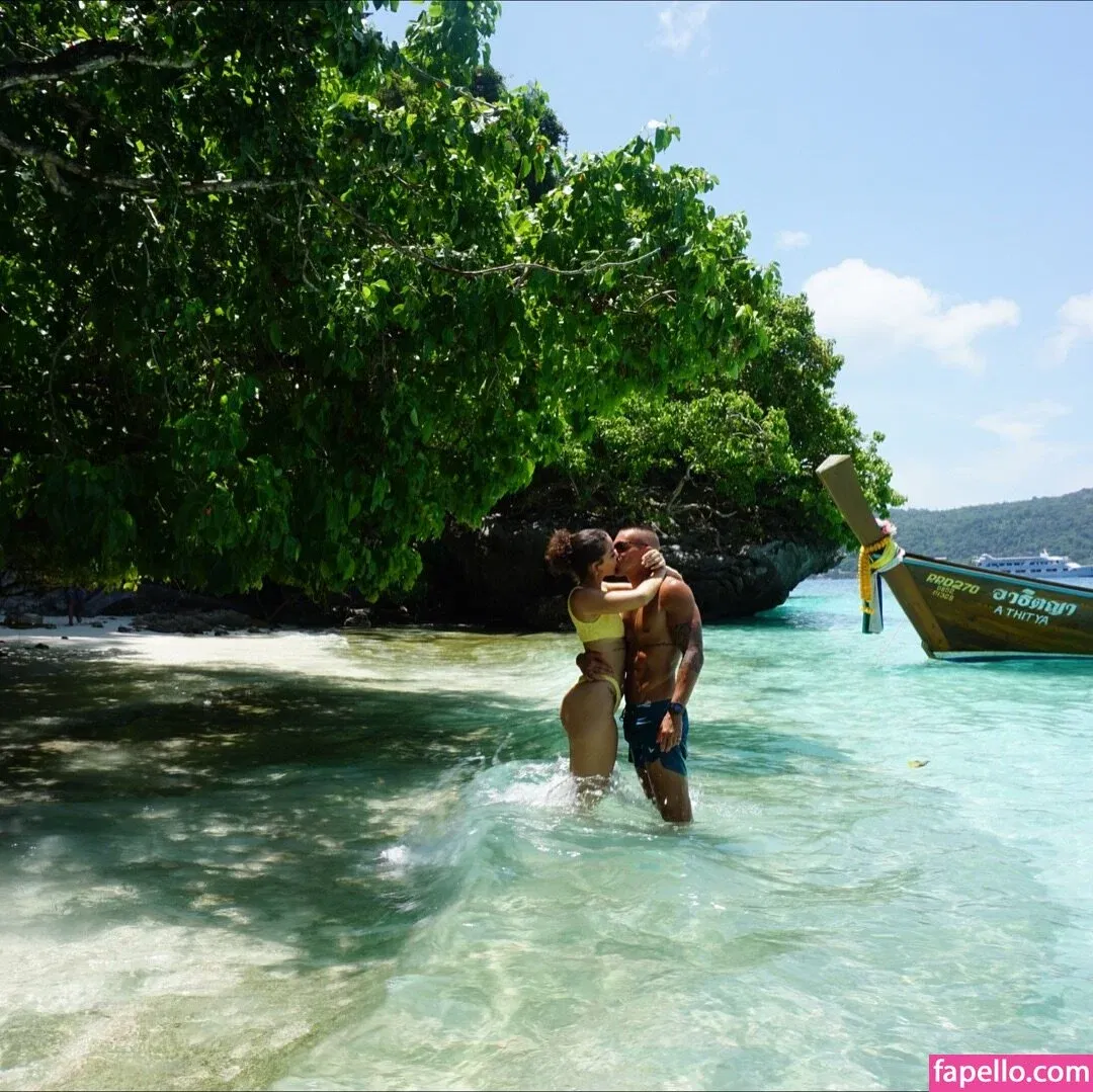 Mel Maia Onlyfans Photo Gallery 