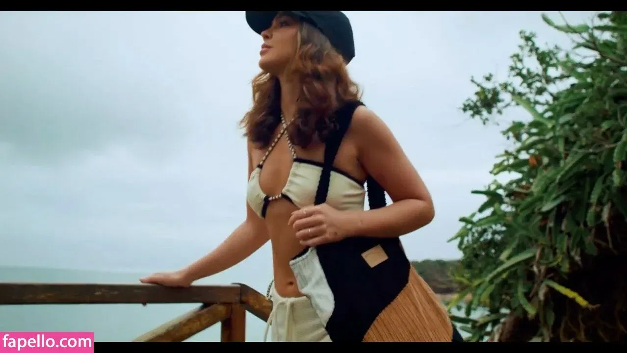 Mel Maia Onlyfans Photo Gallery 