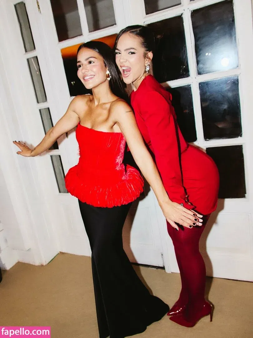 Mel Maia Onlyfans Photo Gallery 