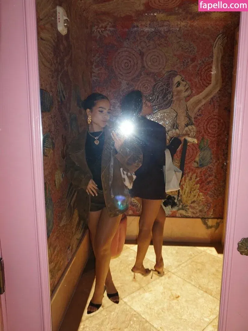 Mel Maia Onlyfans Photo Gallery 