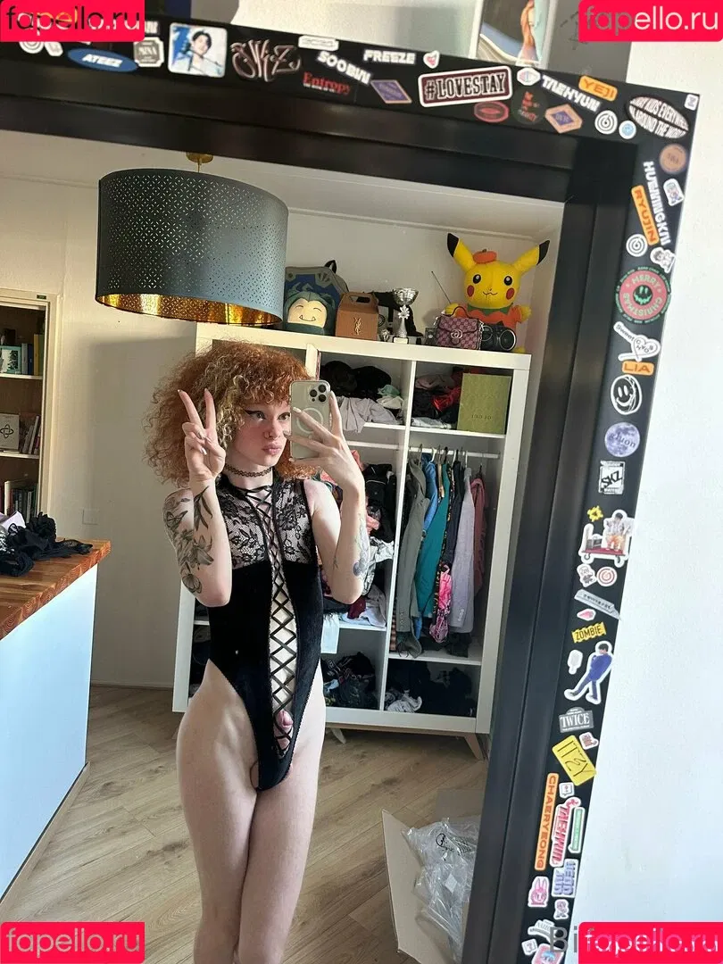 bitwink18 Onlyfans Photo Gallery 