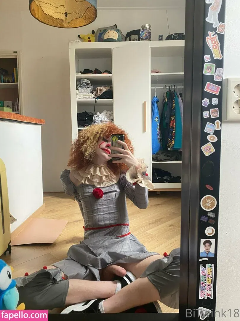 bitwink18 Onlyfans Photo Gallery 