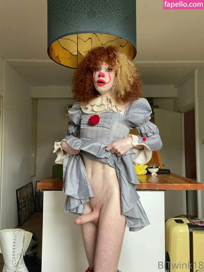 bitwink18 Onlyfans Photo Gallery 